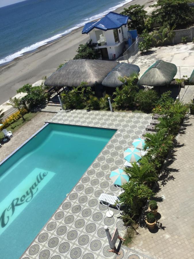 Em Royalle Hotel & Beach Resort Сан Хуан Екстериор снимка